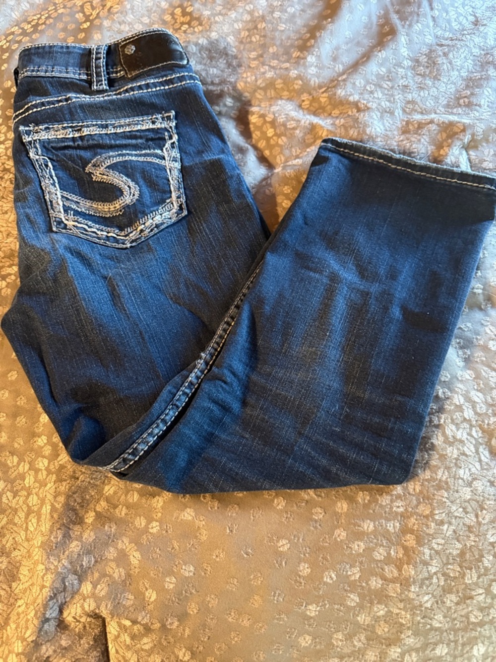 Silver Suki Jeans Dark Blue Cropped Stretch Denim